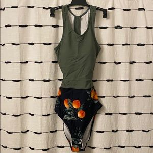 NEW Cupshe Bathing Suit